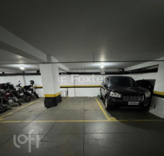 Image 17 - 992957