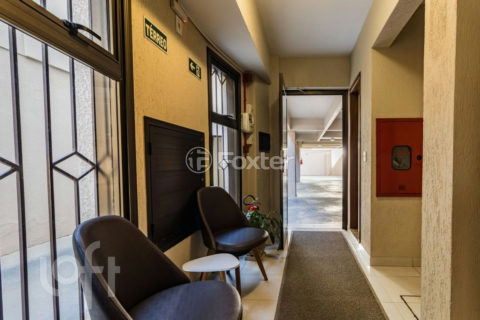 Image 29 - 993282