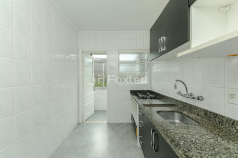 Image 17 - 993286