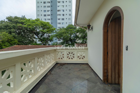 Image 33 - 993336