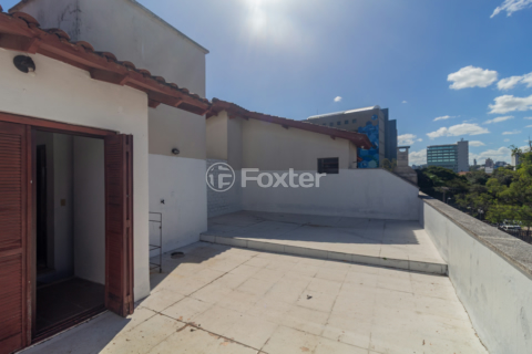 Image 21 - 993343