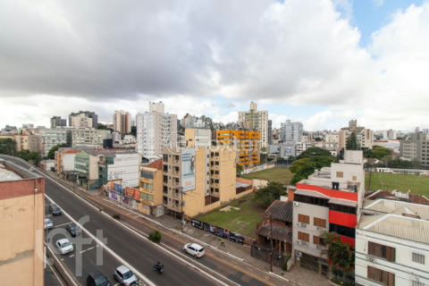Image 30 - 993376