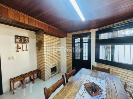 Image 35 - 993419