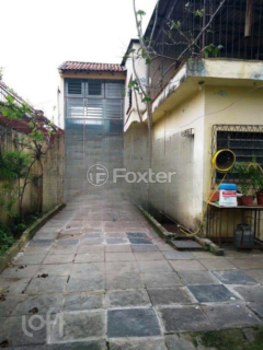 Image 20 - 993516