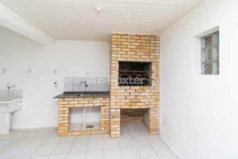 Image 25 - 993658