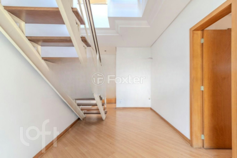 Image 35 - 993695