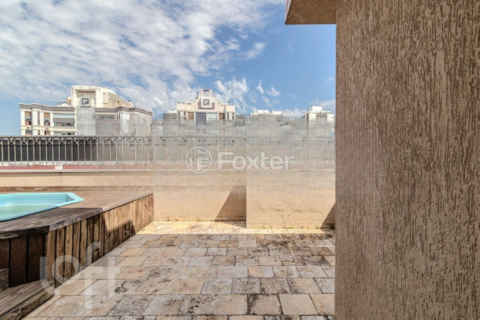 Image 62 - 993695