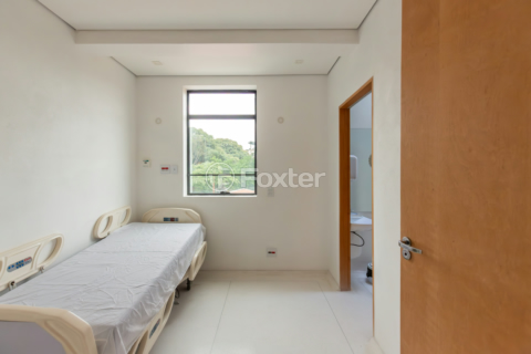 Image 34 - 993784