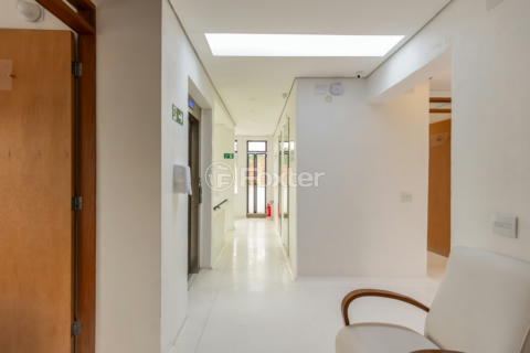 Image 32 - 993784