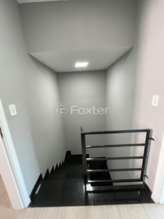 Image 3 - 993988