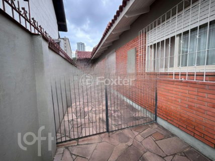 Image 31 - 993992