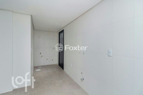 Image 3 - 994000