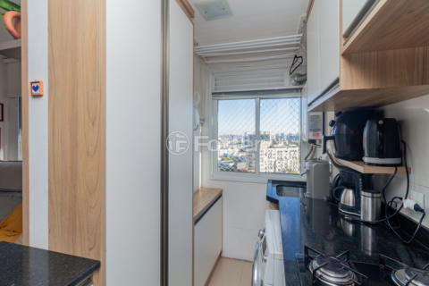Image 8 - 994156