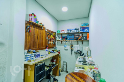Image 32 - 994433