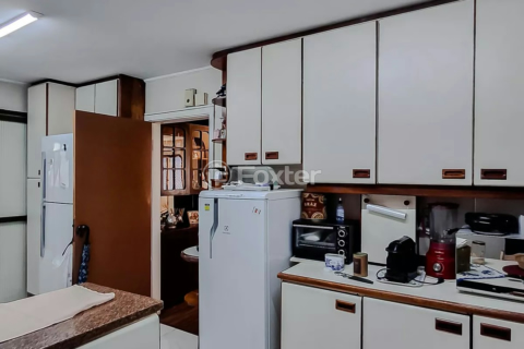 Image 33 - 994434