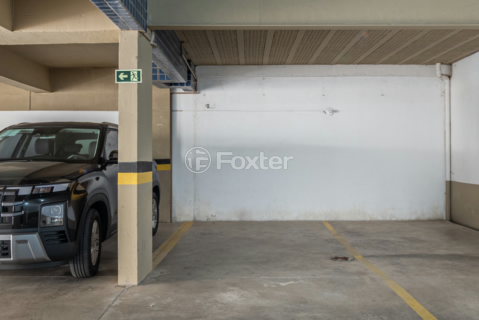 Image 26 - 994612