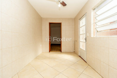 Image 34 - 994980