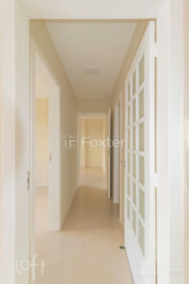 Image 31 - 995111