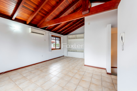 Image 36 - 995213