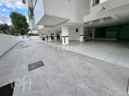Image 35 - 995283