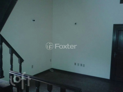 Image 7 - 995296