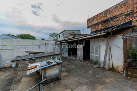 Image 32 - 995358