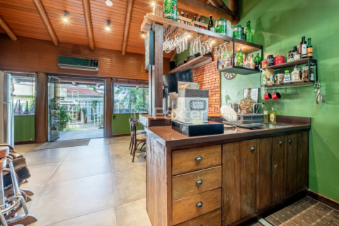 Image 33 - 995372