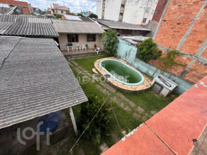 Image 16 - 995408