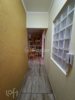 Image 35 - 995412