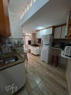 Image 38 - 995412