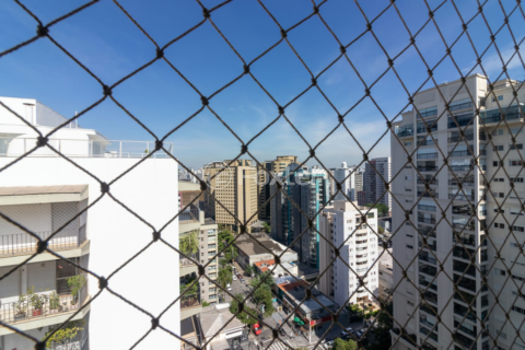 Image 8 - 995436