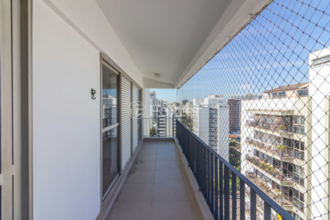 Image 7 - 995436