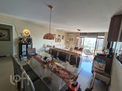 Image 3 - 995461