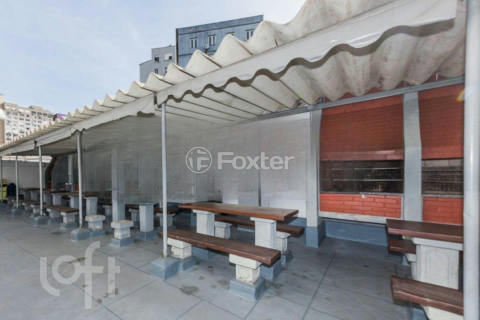 Image 21 - 995565