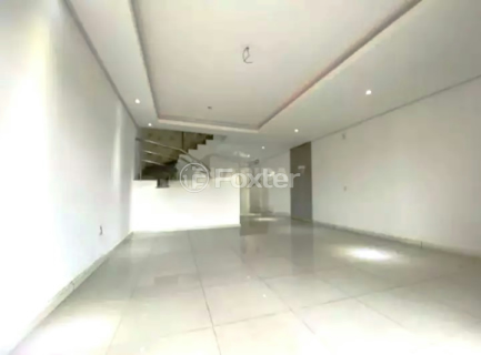Image 3 - 995640
