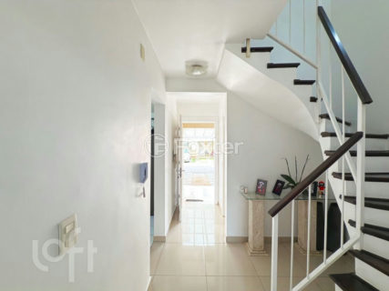 Image 30 - 995651