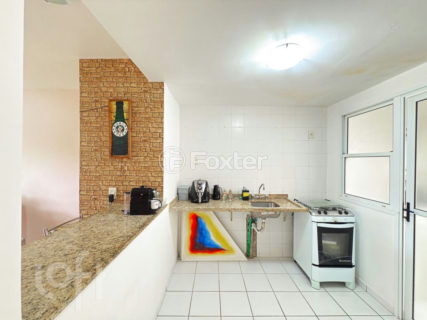Image 32 - 995651