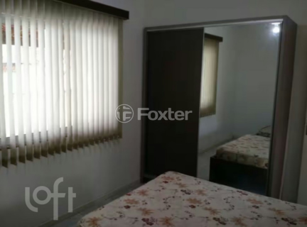 Image 35 - 995657