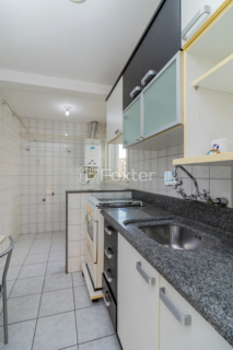 Image 21 - 995854