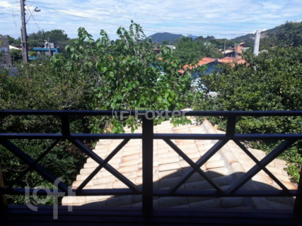 Image 32 - 995870
