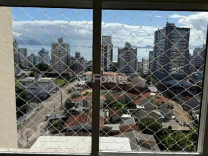 Image 3 - 995884