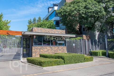 Image 31 - 996215