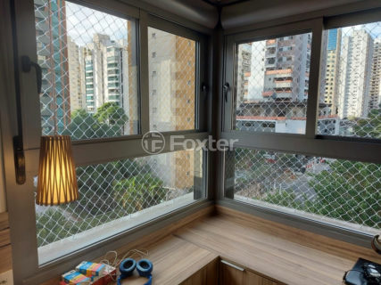 Image 7 - 996309