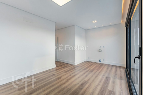 Image 34 - 996339