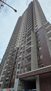 Image 11 - 996350