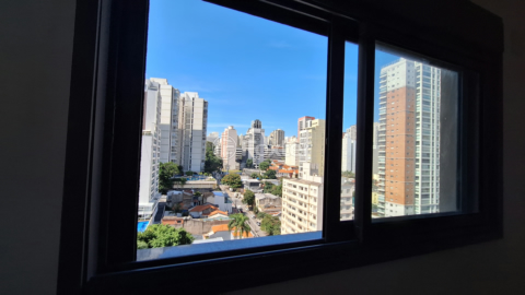 Image 19 - 996404