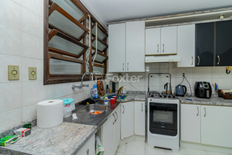 Image 44 - 996502