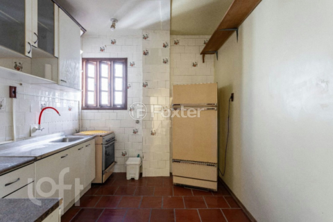 Image 5 - 996584