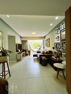Image 3 - 996605