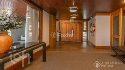 Image 30 - 996609